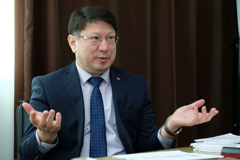 Болат Төкежанов Әлеуметтік медициналық сақтандыру қорының басшысы қызметінен кетті