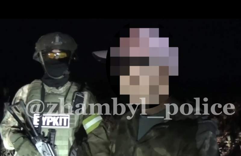 Жамбылдық полицейлер ауыл тұрғынынан 50 келіден астам есірткі тәркіледі