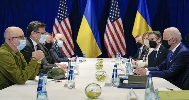АҚШ Украинаға қосымша көмек бермек