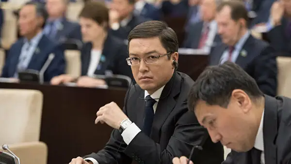 Назарбаев Ақышевты НЕГЕ қызметінен босатты?