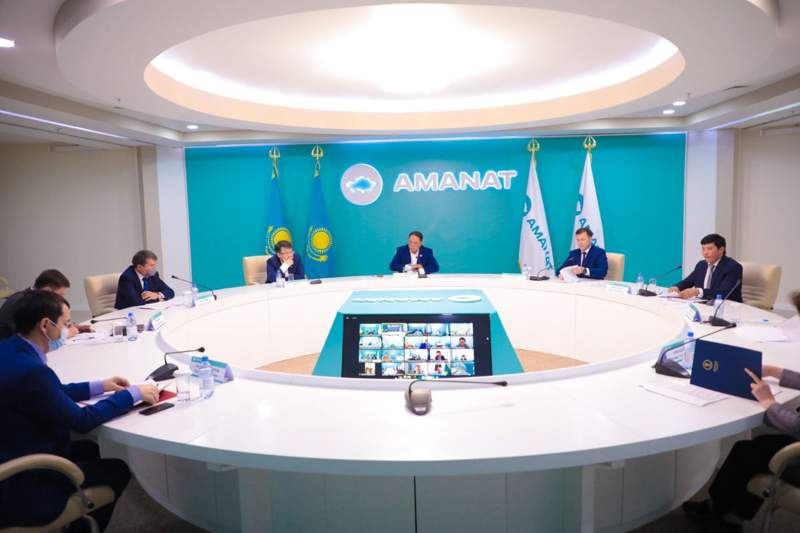  «AMANAT» партиясы әлеуметтік жағдайы төмен отбасыларға азық-түлік картасын енгізуді ұсынды