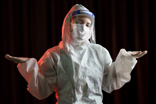 Кәсіпкерлер дәрігерлерге жеке қорғаныс құралын сыйлады