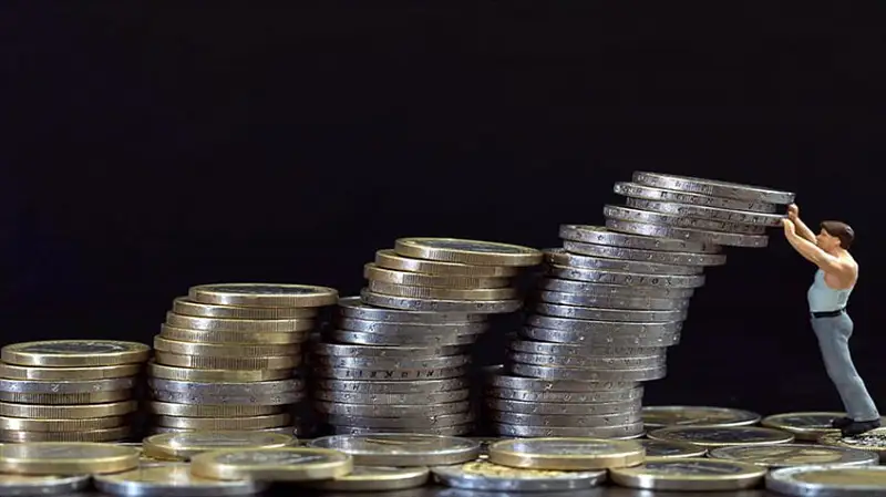 Мемлекет шығындары 128,6 млрд теңгеге қысқарады