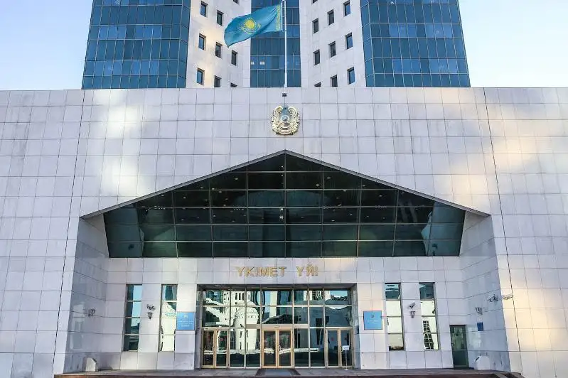 Әлихан Смайылов орынбасарлары арасында міндеттерді бөлу туралы өкімге қол қойды 