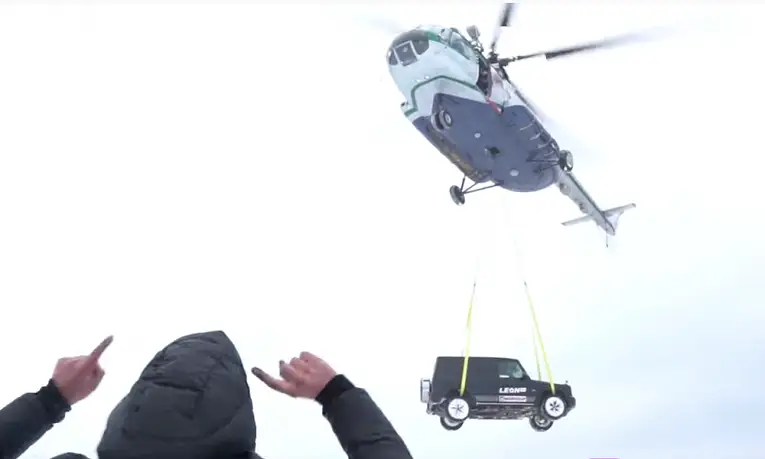 Тікұшақтан тасталған джип кімдікі?