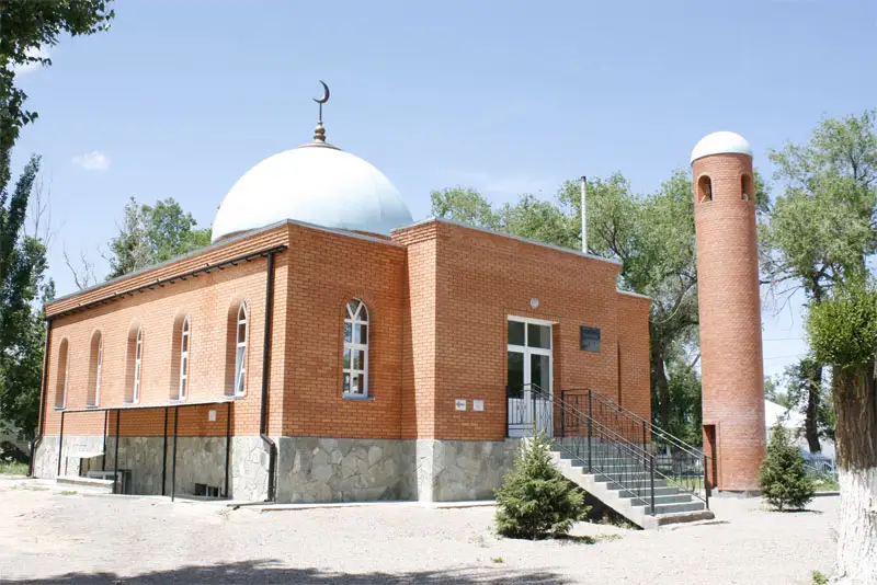 Карантин кезінде ауыл молдасы жұма намазға жұртты жиған ба? 