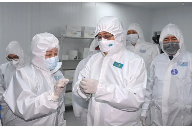 Мемлекет басшысы «Otarbiopharm» зауытына барды