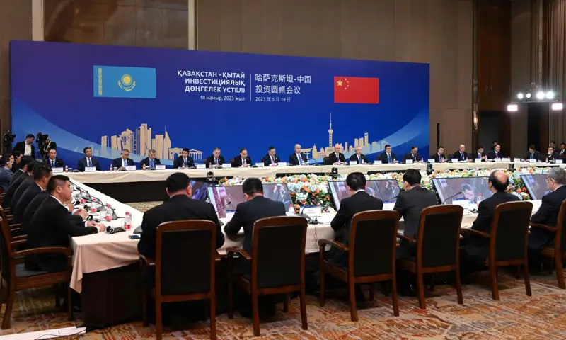 Мемлекет басшысы қазақ-қытай инвестициялық дөңгелек үстеліне қатысты
