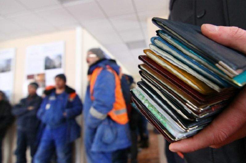 Қазақ гастарбайтерлері НЕГЕ көбейіп барады?