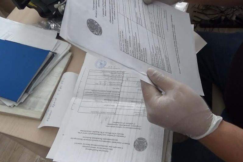 Полиция жалған вакцина паспортын сатып алған 200 адамды іздестіріп жатыр