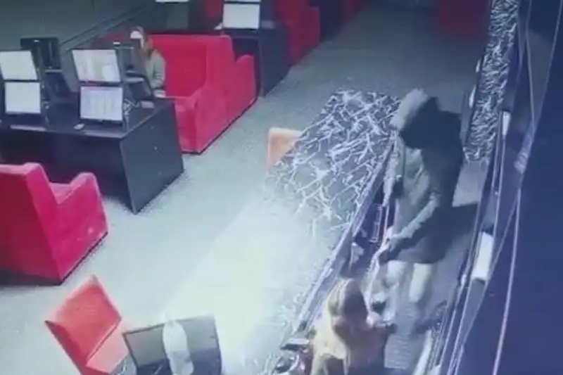 Жаркентте ойын клубының ақшасын тонағандар ұсталды