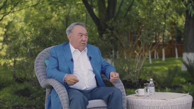 Елбасы кешірім сұрады