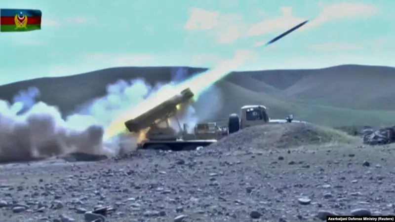 Таулы Қарабақта төртінші тәулік соғыс жүріп жатыр