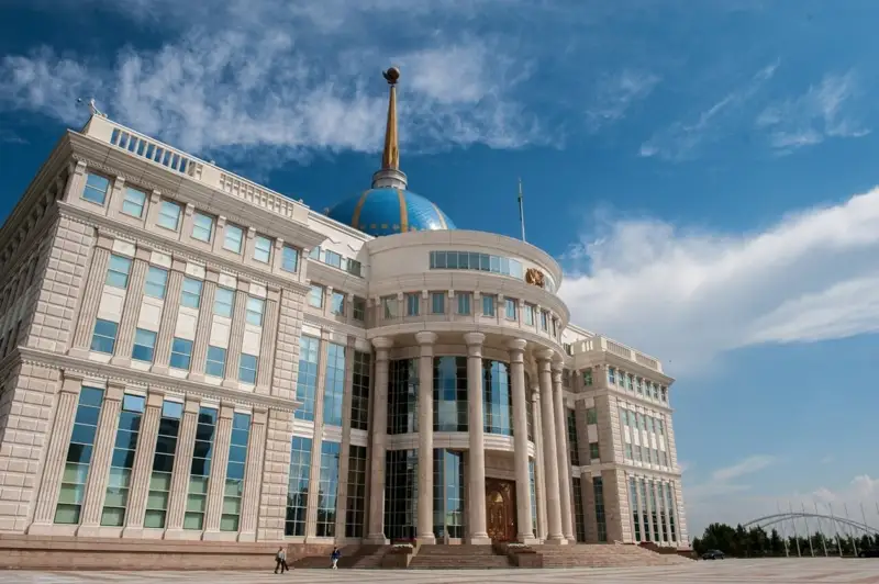 Президент Қатар Әмірі шейх Тәмим бен Хамад Әл Тәни бастаған делегациямен кездеседі