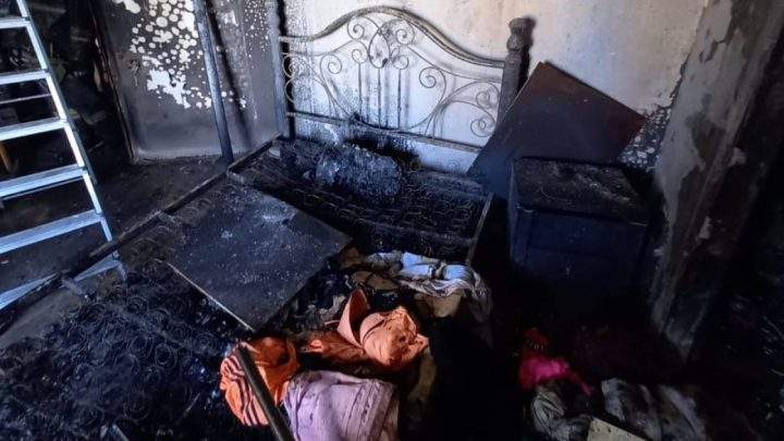 Павлодарда басына телефонын жастап жатқан қыздың басын күйік шалды