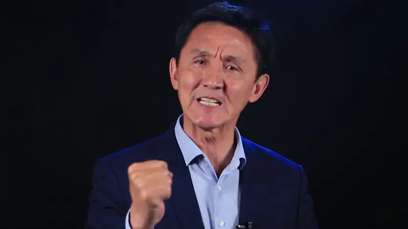 «Қазақтың еркектері сілімтік, чмо болып кеткен!». Ахметбек Нұрсила НЕГЕ ашулы?