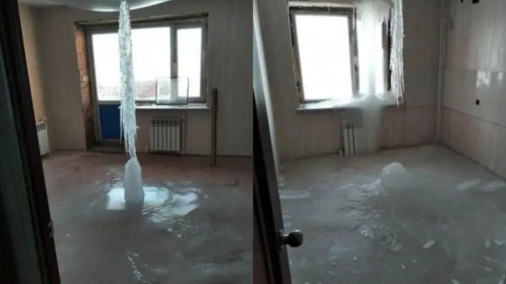 Қостанайда жаңадан салынған үйлердің ішін мұз басып жатыр