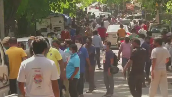 Нью-Делиде алкогольдік ішімдікке 70% салық салынды 