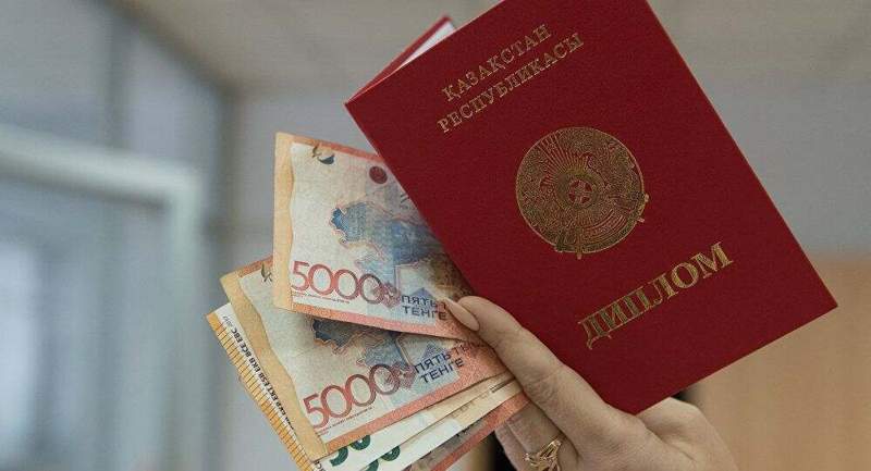  Шымкентте алаяқ тұрғынның 600 мың теңгесін иемденіп кетті  