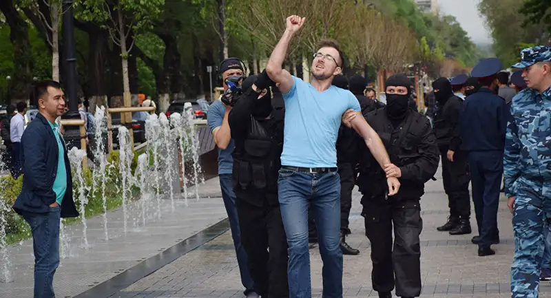 Асығыстықты түсіндірген бір адам табылды