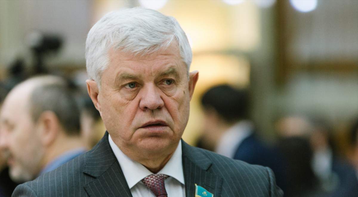 Владимир Божко сауатсыз ба?