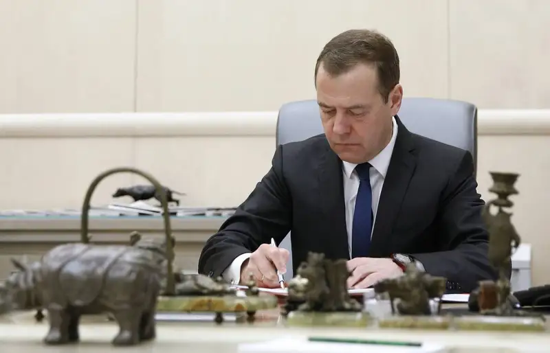 Дмитрий Медведев Қазақстанды «жасанды мемлекет» деп атады 