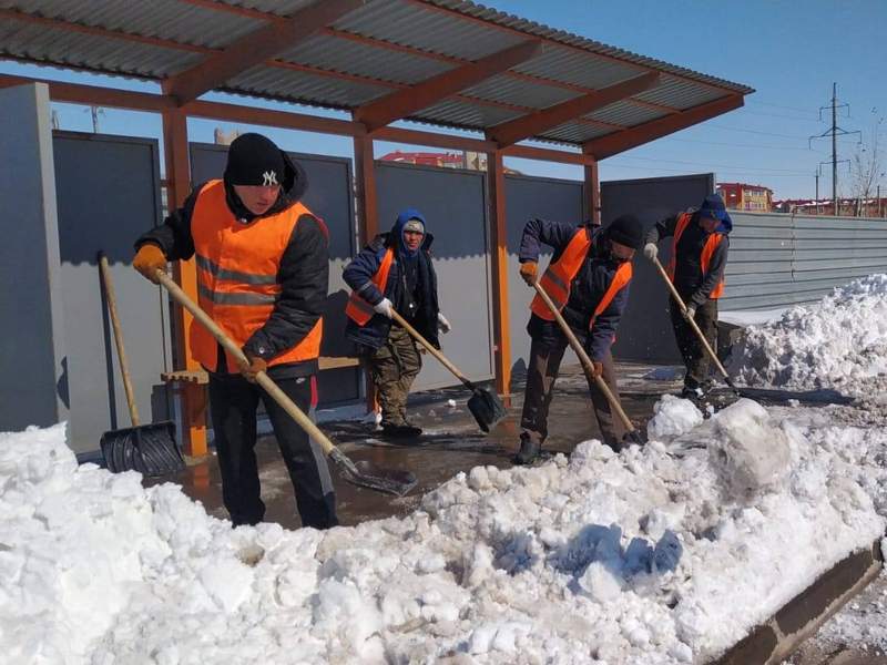 Ақмола облысының бірқатар өңірлерінде тәулігіне 7000 текше метр қар шығарылды