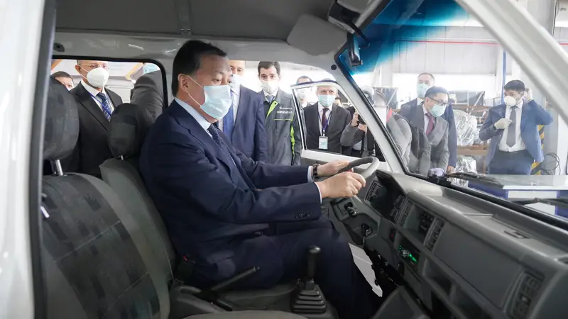 Мамин Өзбекстан Премьерімен автомобиль өндірісінің ашылуына қатысты 
