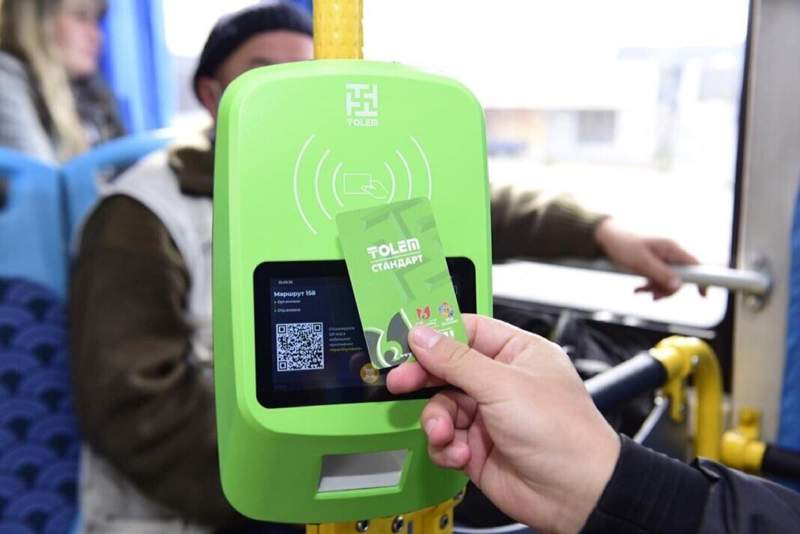 1000 автобус «Төлем» құрылғысымен жабдықталған