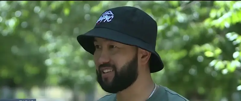 Қазақстандық альпинист Эверест шыңына шықты