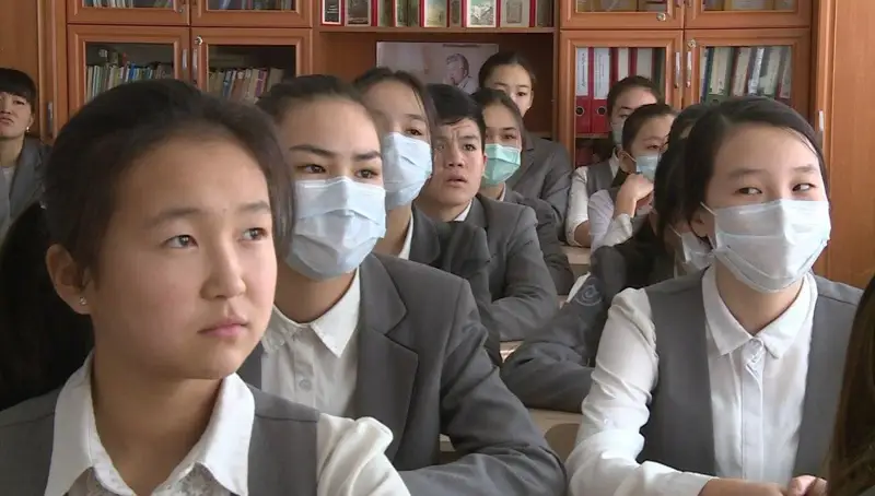 Екінші тоқсанда оқушылар мектепке барады