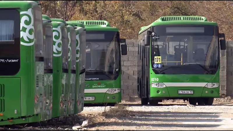 Қоғамдық көлік жүргізушілері әдеп курсынан өтеді 