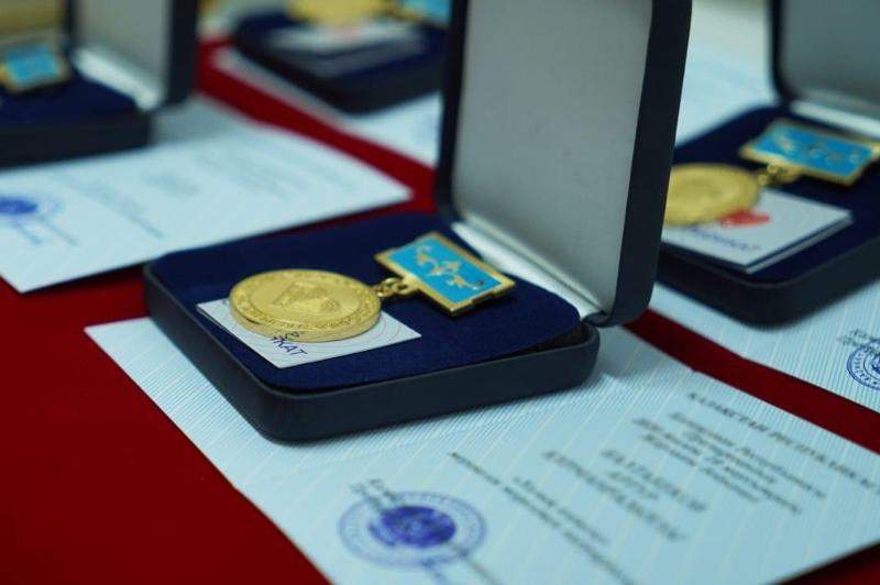 Белсенділерге «Халық алғысы» медалі табысталды