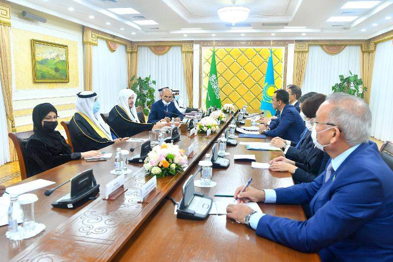 Сенат Спикері Сауд Арабиясы Консультативтік Кеңесінің Төрағасымен кездесті 