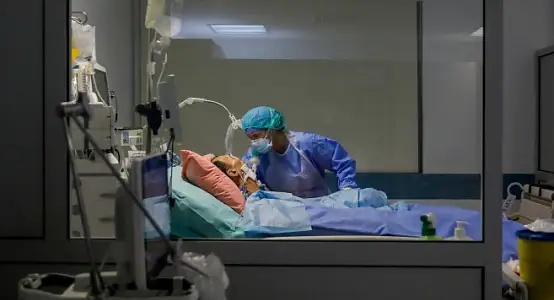 COVID-19: 400 адамның жағдайы ауыр