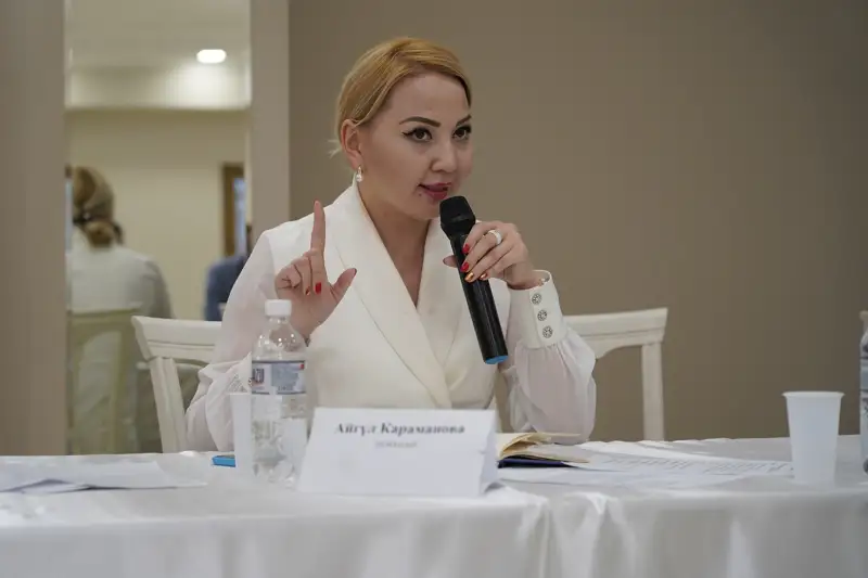 Психолог: Мемлекеттік қызметкерлер арнайы тест тапсырсын