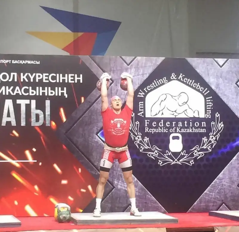 Шенеунік гір көтеруден ел чемпионы атанды 