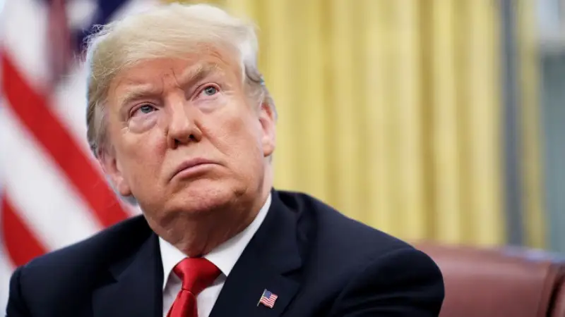 Трамп әлеуметтік желілерді бақылауға алмақ