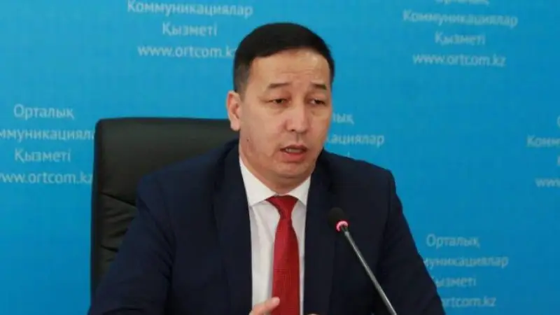 Атырауда лауазымды шенеунік пара алды деген күдікпен ұсталды