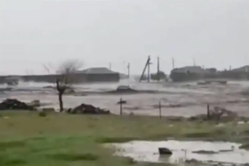 Өзбекстанның екі облысын су басып 4 адам көз жұмды