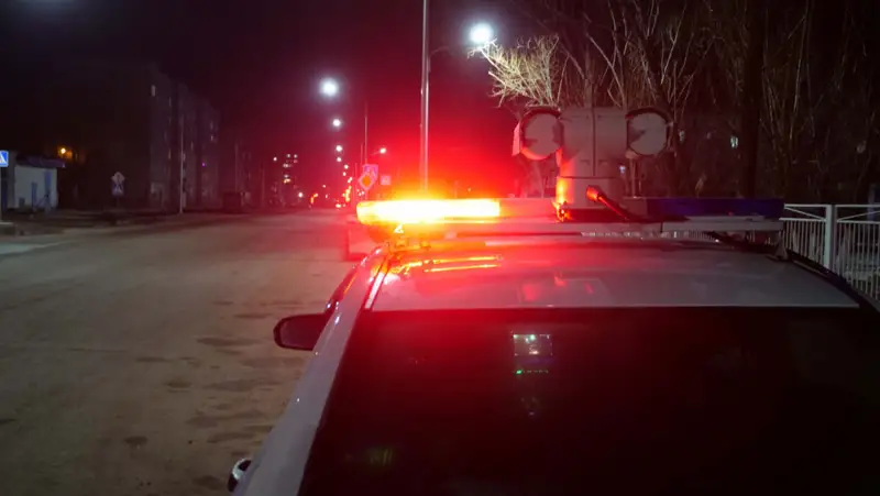 Көкшетауда мас тұрғын ішінде жолаушысы бар көлікті айдап кеткен