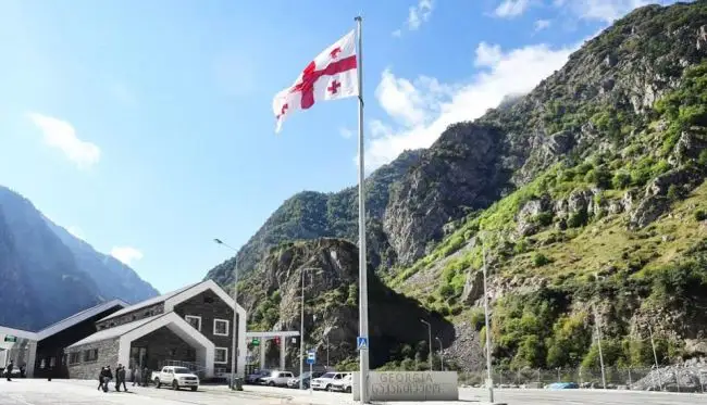 Грузия үкіметінің шектеуіне байланысты ұшулар шегерілді