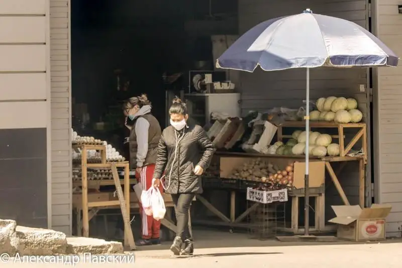 Алматы эпидемиологтары адам көп жиналатын жерлерге бармауға кеңес береді 