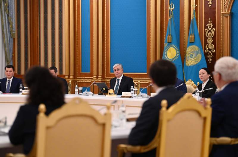 Президент: Ғалымдардың жалақысы төмен