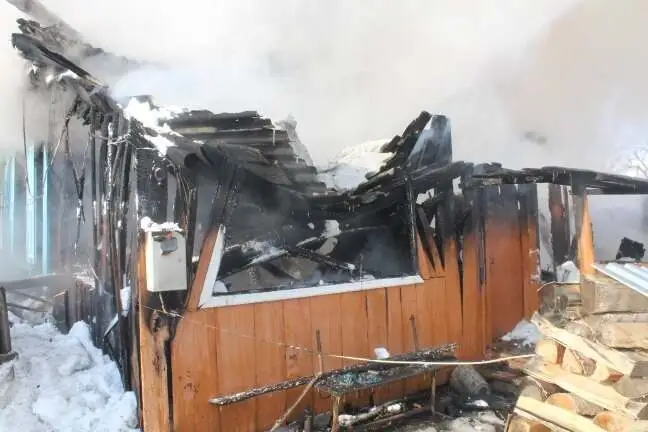 Ер адам араздасқан ауылдасының азық-түлігін ұрлап, үйін өртеп жіберді