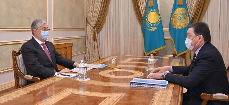 Мемлекет басшысы Премьер-Министр Асқар Маминді қабылдады 