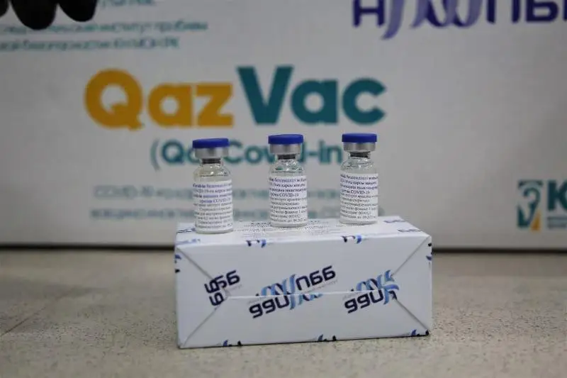 QazVac екпесінің алғашқы партиясы 25 мың адамға салынады