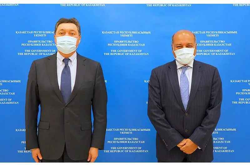 Асқар Мамин Сума Чакрабартимен кездесті