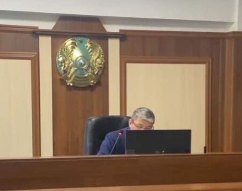 Серік Күдебаевтың ісі бойынша сот залынан видео жарияланды