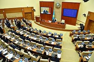 Депутаттар Жаңа жылдан не күтеді?